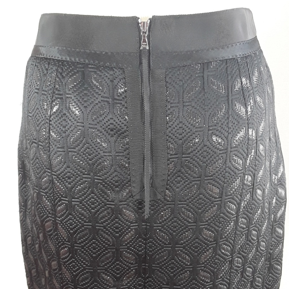 Ann Taylor black skirt with nice design pattern - Picture 4 of 5